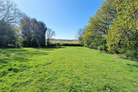 REAR OF PLOT WITH VIEW.jpg