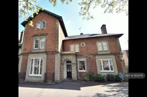 7-bed semi-detached on Sherwood, Reading, RG1, £4,865/mo