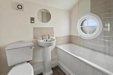 Bathroom.jpeg