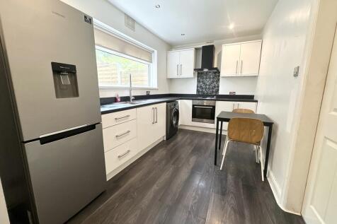 Coal Hill Lane, Farsley photo 3