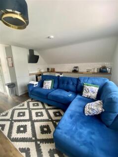 Bristol Road, Whitchurch photo 5
