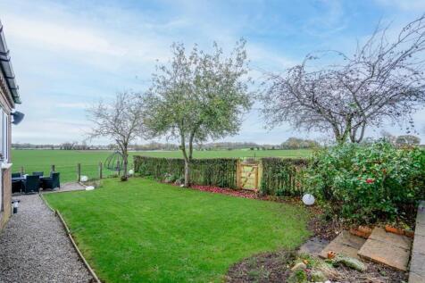 Main St external.jpg