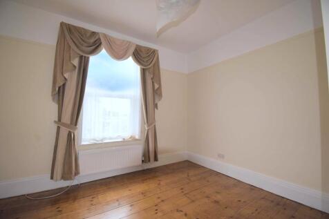 Lower Flat Barnard Lea, Southcliff Parade, Walton on the Naze photo 4