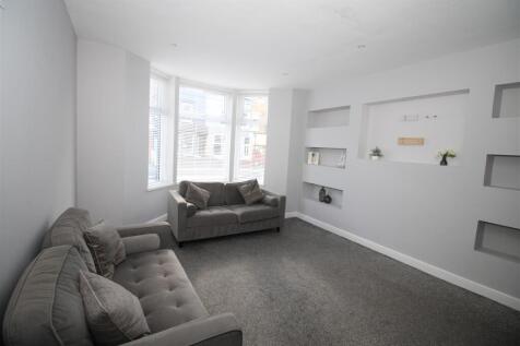 Flat 1, 58 Palatine Road, Blackpool photo 3