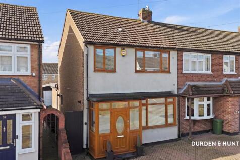 Newtons Close