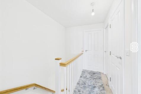 1st Floor Landing (1).jpg