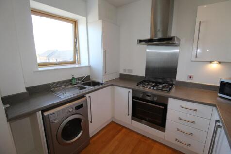Carraway Court, 18 Darlington Gardens, Romford, Essex, RM3 photo 3