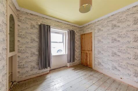 5 James Street Alyth-3.JPG