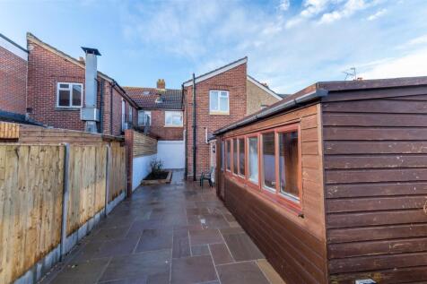 96 Elm Grove 20 25.jpg