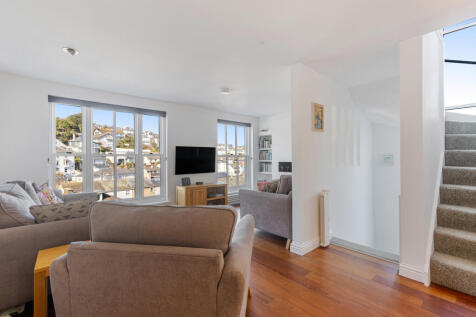 11 Sitting Room