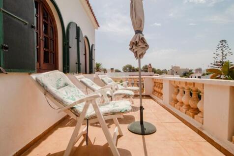 Terrace Villa Cala Blanca