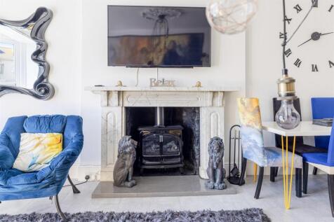 13_32A Torwood Street, Torquay.jpg