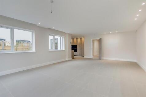 4_Kitchen-Dining Room-0.jpg