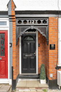 Lyndhurst Road, E4