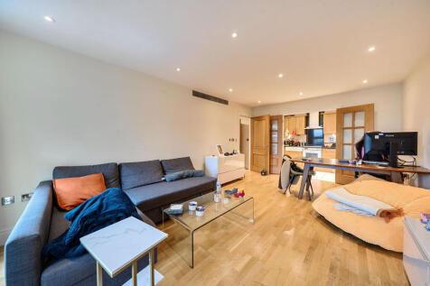 2-bed flat on Imperial Wharf, Fulham, London, SW6, £3,150/mo