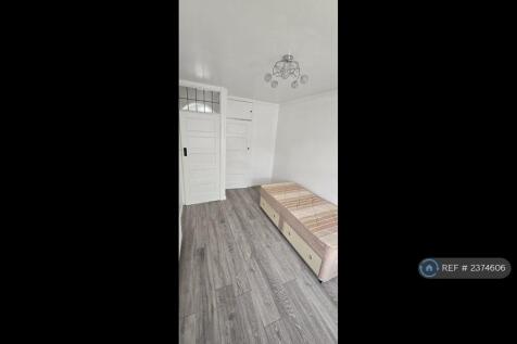 Bedroom2 Pic2