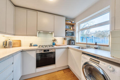 1394255-5-6964f8f...