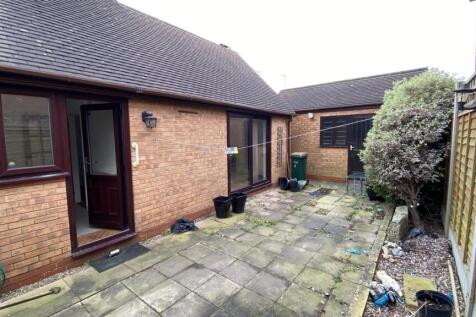 outside rear.jpg