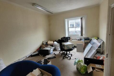 Office to rent Image 7