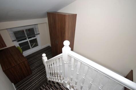12 The George, George Street, Leamington Spa, Warwickshire photo 2