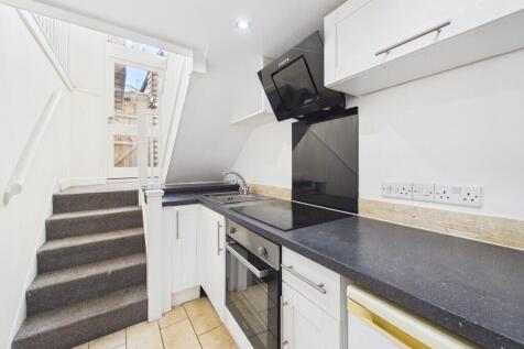 Bath Street, Cheltenham GL50 1YA photo 5