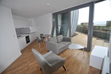 Open Plan Lounge / Kitchen