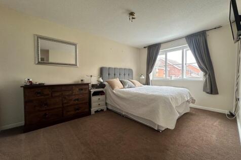 St Vincents Drive, Monmouth, NP25 photo 5