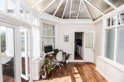Conservatory 2.jpg