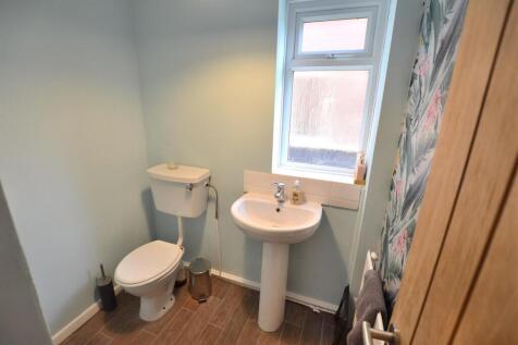 Downstairs Cloakroom/WC