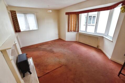 Lounge / Dining Room