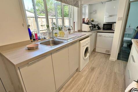 St Philips Road, Newmarket photo 4