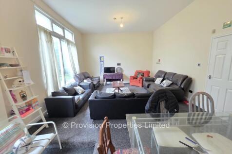 Moorland Avenue, Hyde Park, Leeds, LS6 photo 4