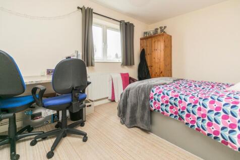 39 Harrow Road photo 4