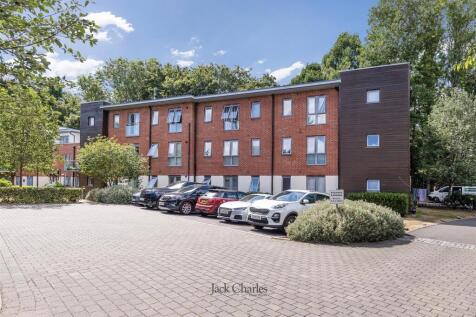 32 Redwood Place, TN13 2BE 001.jpg
