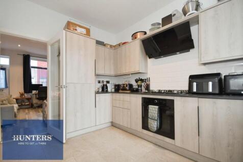 KITCHEN 03.jpg