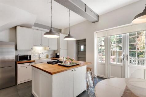 Kitchen/Dining Rm