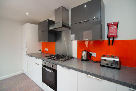 7 Queen Anne kitchen 1