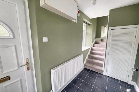 WhatsApp Image 2025-10-01 at 14.45.48 (1).jpg