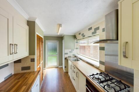 Mitchells Road, Three Bridges, Crawley, West Sussex, RH10 photo 3