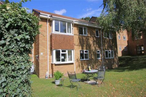 Gillingham, ME8 - property photo