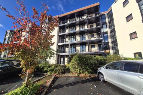 2-bed flat on Copper Place, Manchester, Greater Manchester, M14, £1,100/mo