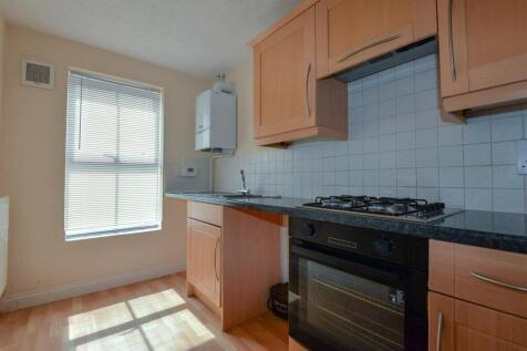 Kitchen 2.jpg