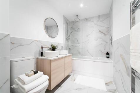 Centurion Apt 18-09.jpg