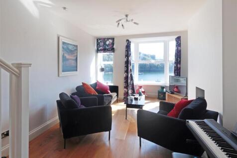 sitting room.jpg