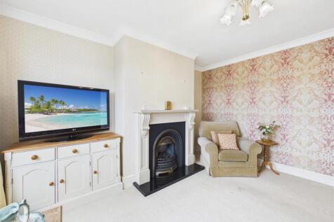 CAM05476G0-PR0149-STILL017.jpg