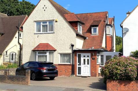 12 Little Common Road - Front.jpg