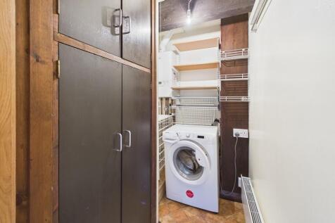 CAM02854G0-PR0354...