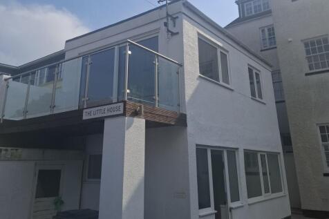 Front of house 30 Louisa place