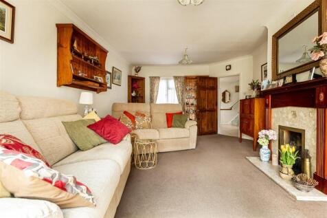 10 Orchard Drive  (8).jpg