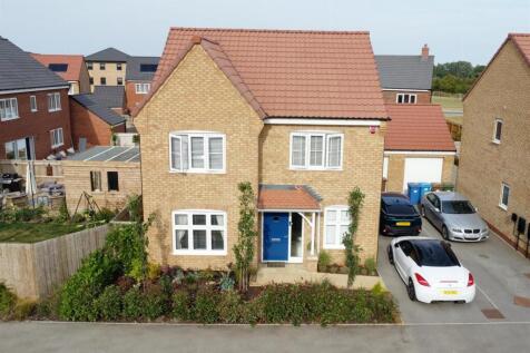 Walker Close (1).jpg